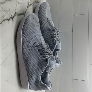 Nike Jordan Eclipse sneakers